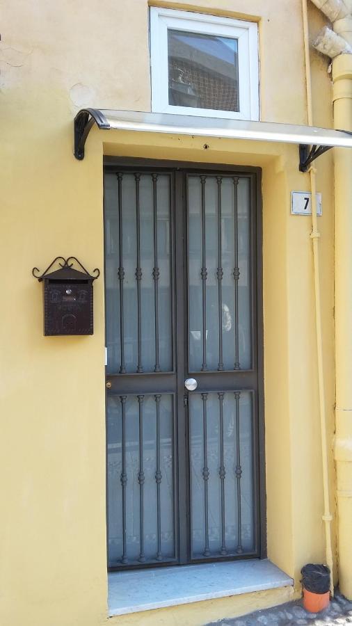 Max In Center Parking Privato Nel Prezzo Apartman San Remo Kültér fotó